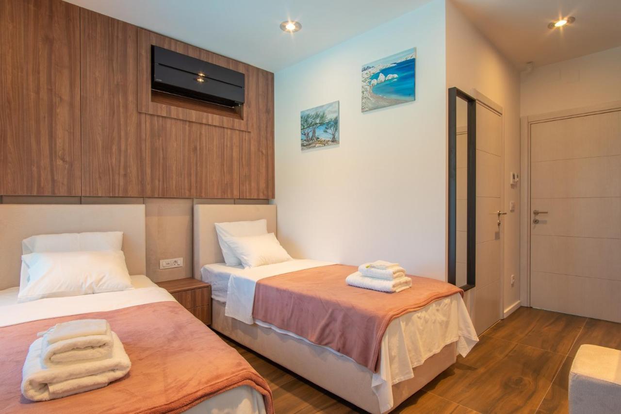 Perla Nera Heated Pool & Sauna Stan Trigraci Exterior foto